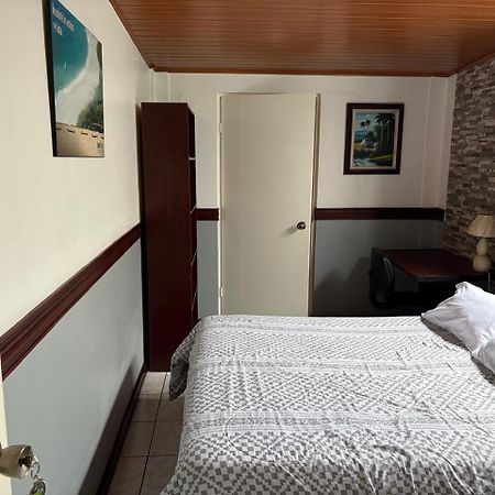Sunrise By A-1 Bed and Breakfast Alajuela Exteriör bild